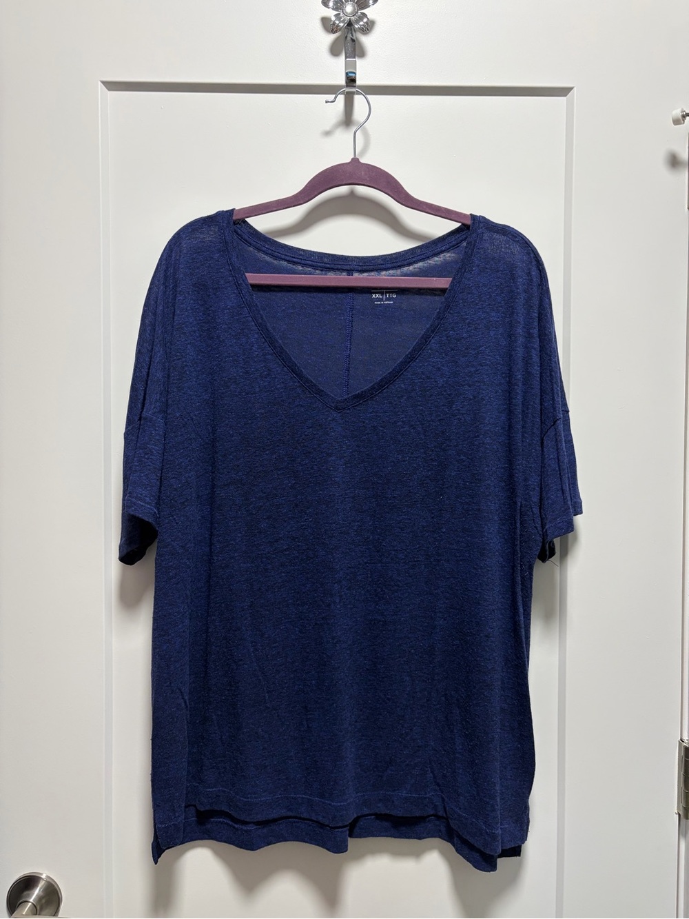 Old Navy Navy V-Neck Short Sleeve Women's Top